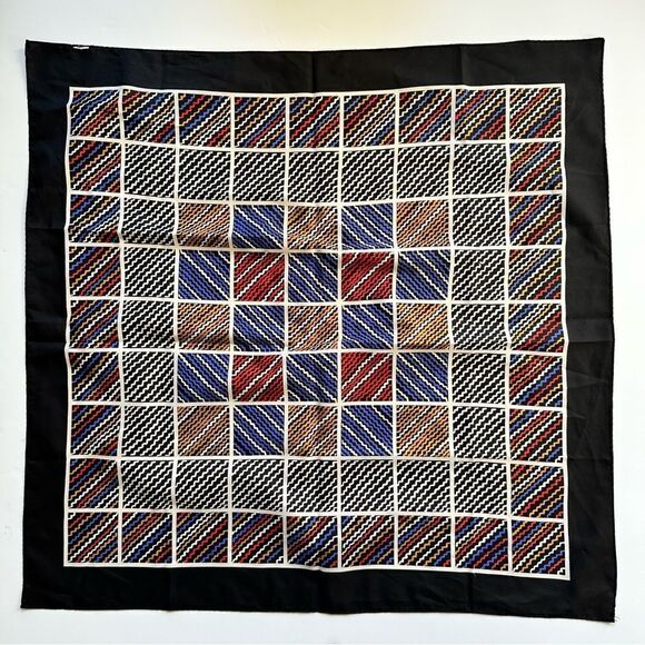 Vintage Geometric Print Scarf Black 27”X26” - Picture 5 of 8